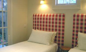 Camellia Cottage Bed & Breakfast Scotsburn Bagian luar foto